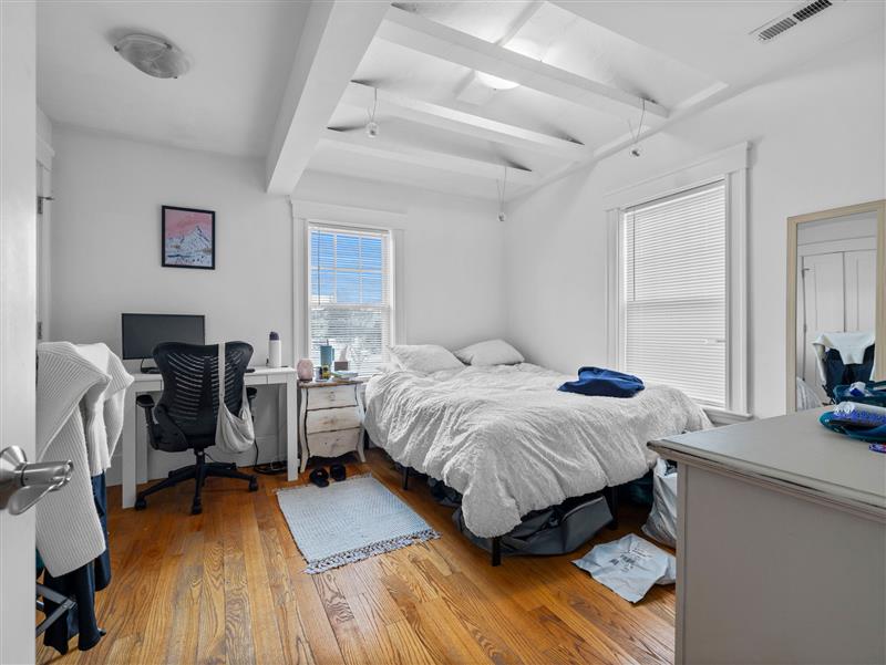 apartment picture
