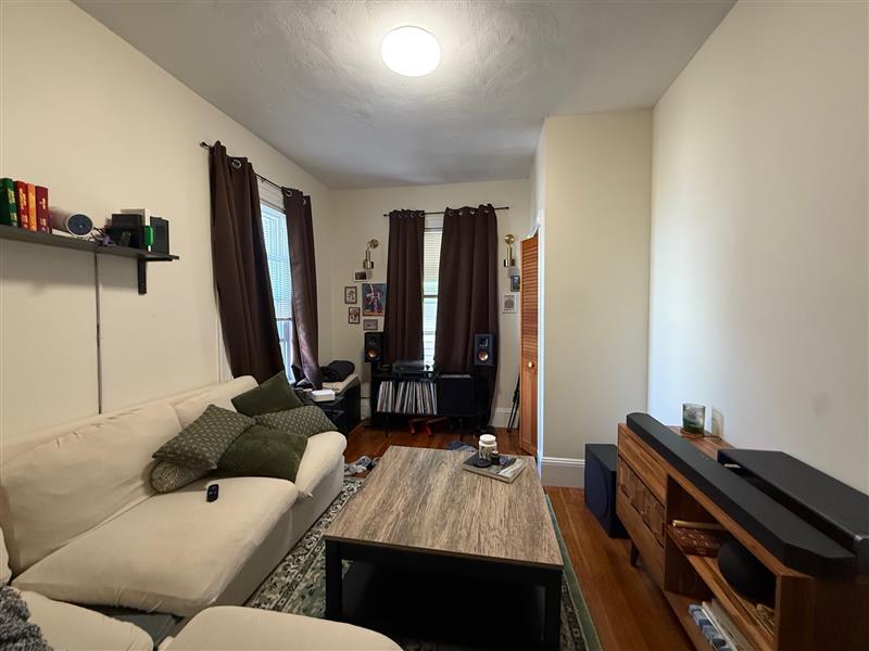apartment picture