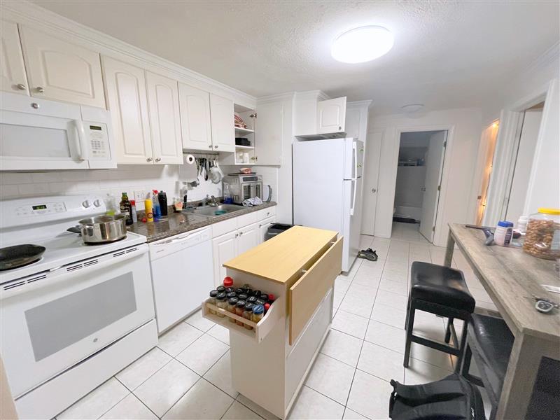 apartment picture