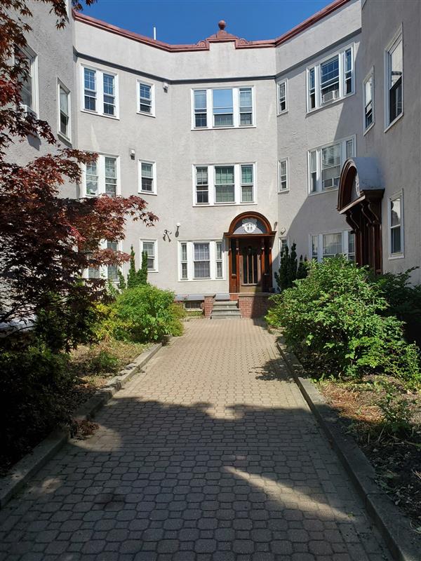 apartment picture