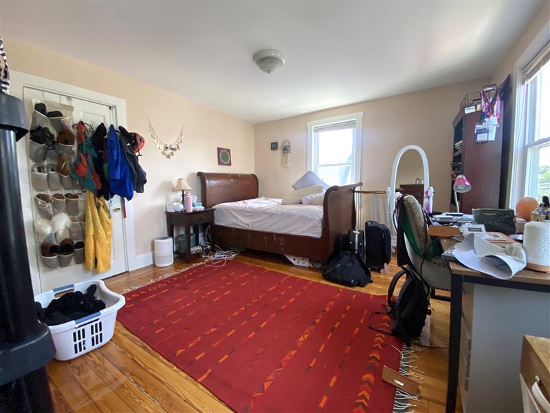 apartment picture