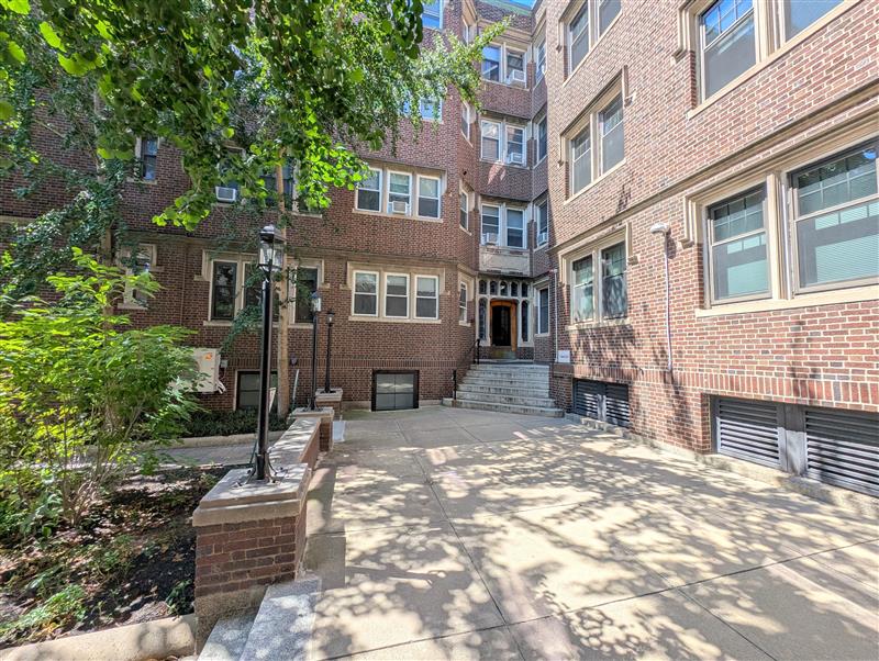 apartment picture