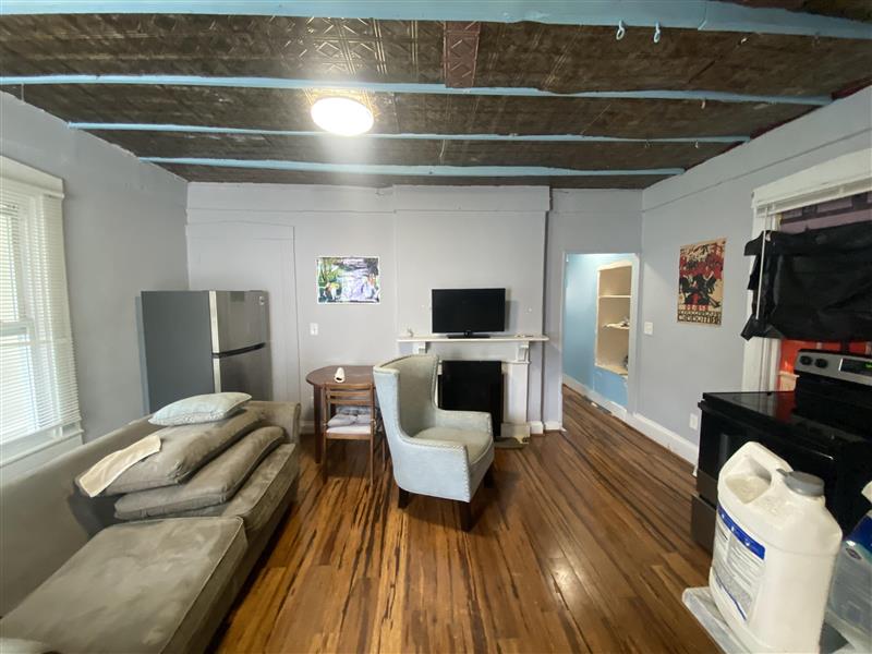 apartment picture