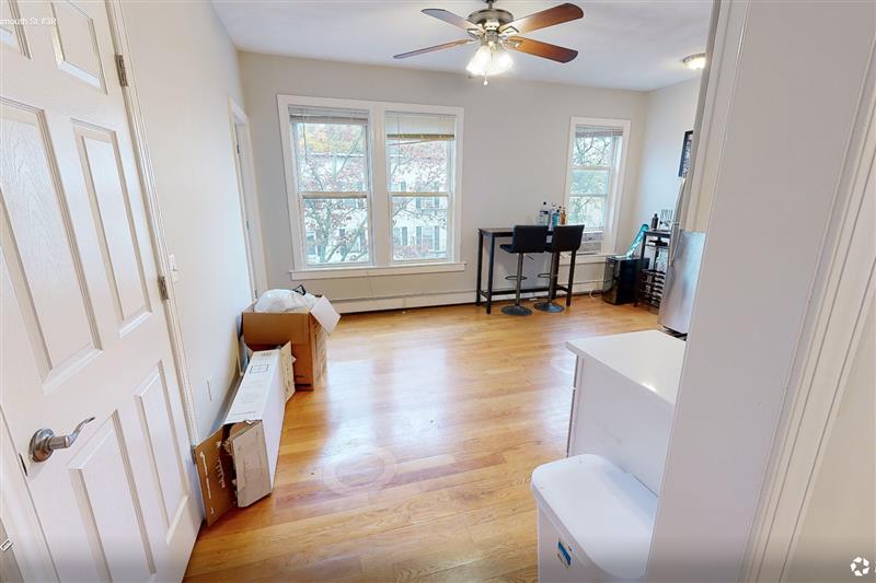 apartment picture