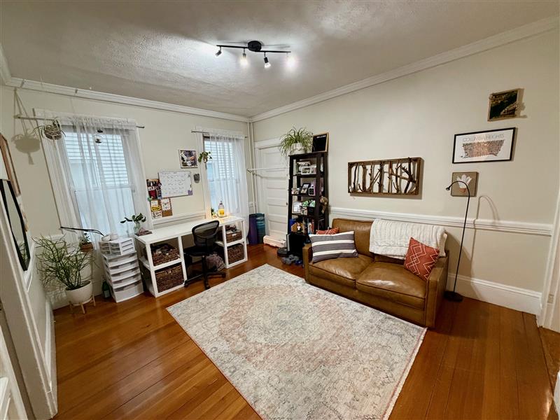 apartment picture