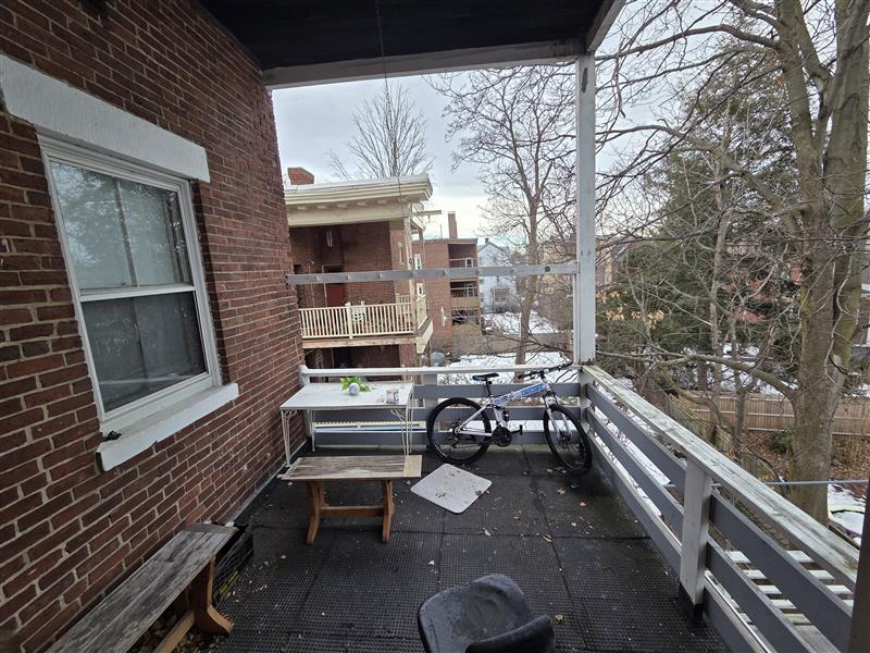 apartment picture