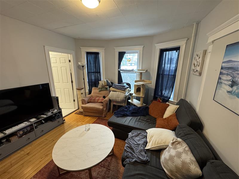 apartment picture