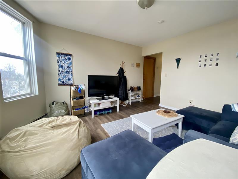 apartment picture
