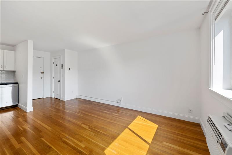 apartment picture