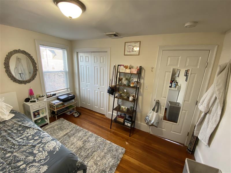 apartment picture