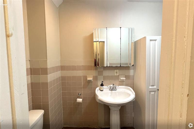 apartment picture