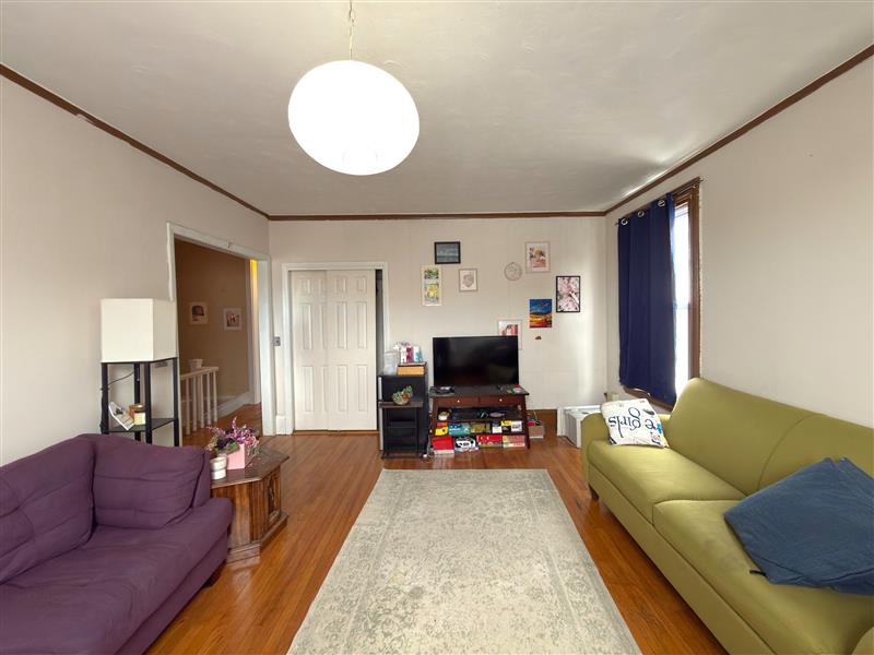 apartment picture
