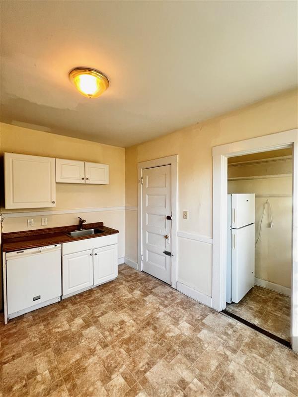 apartment picture
