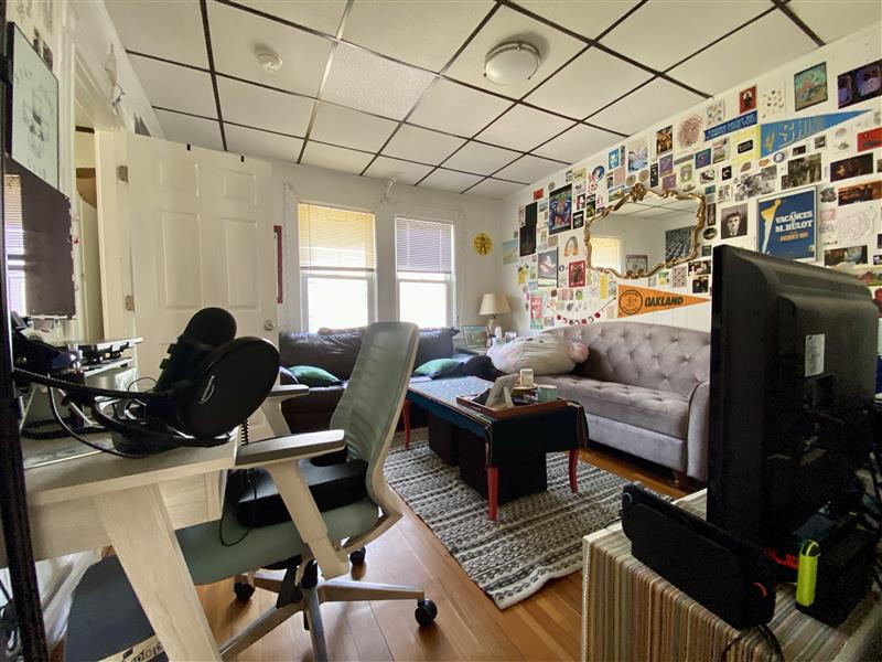 apartment picture