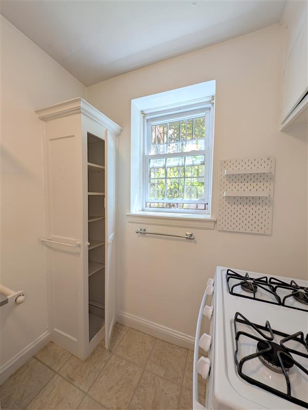 apartment picture
