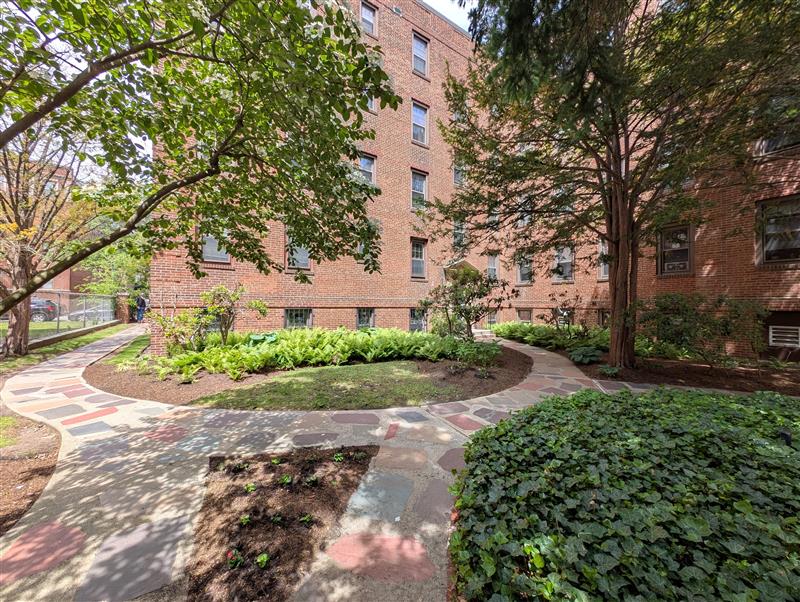 apartment picture
