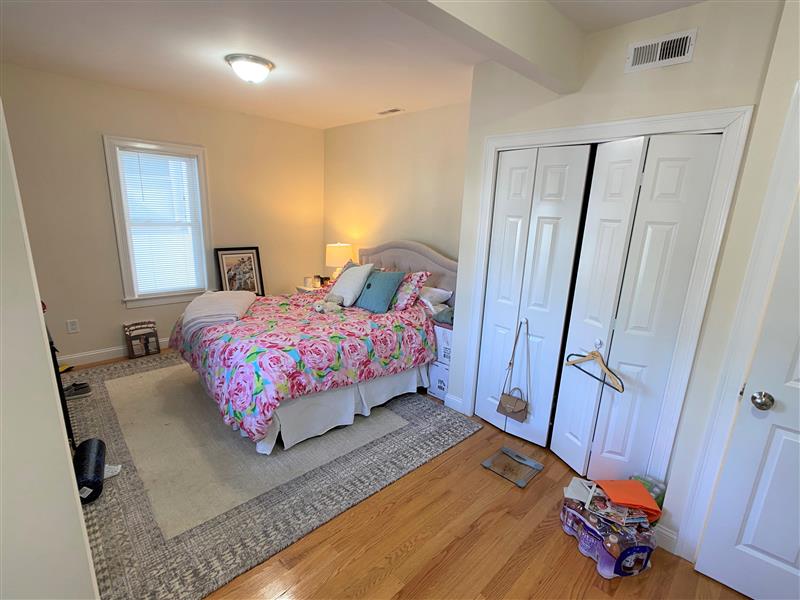 apartment picture