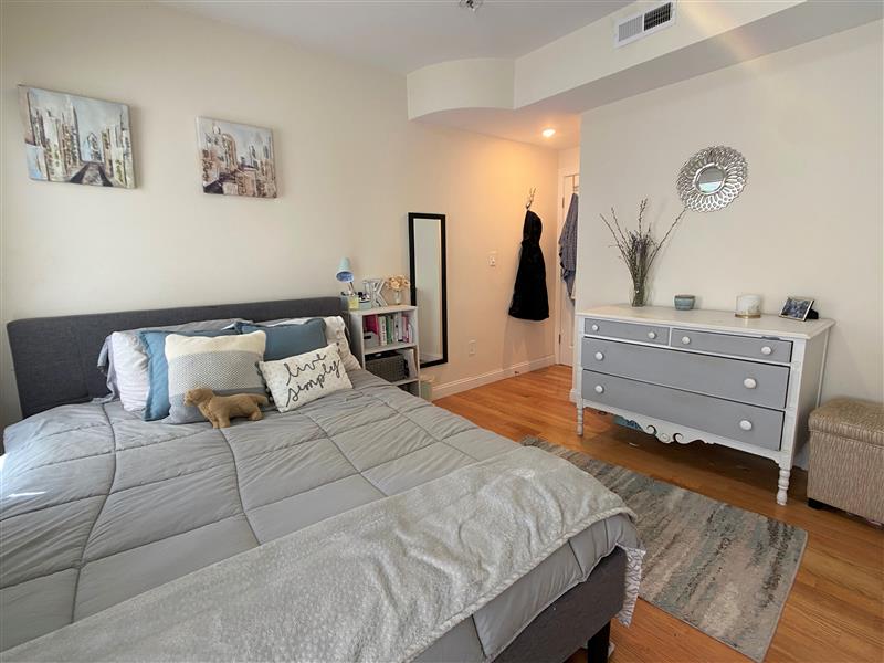 apartment picture