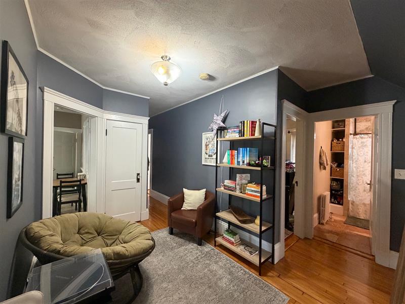 apartment picture