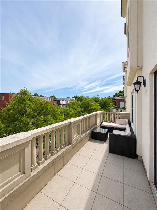 apartment picture