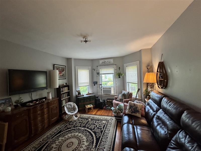 apartment picture