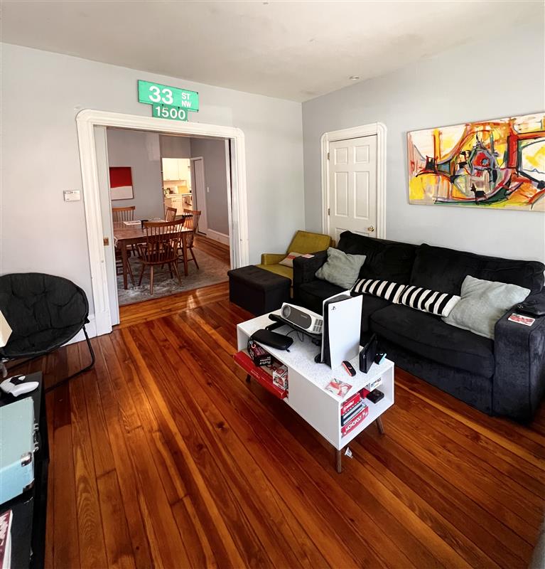 apartment picture