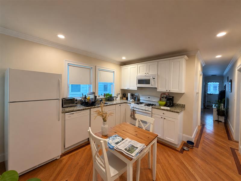 apartment picture