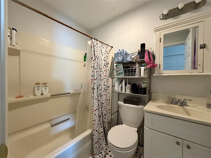apartment picture