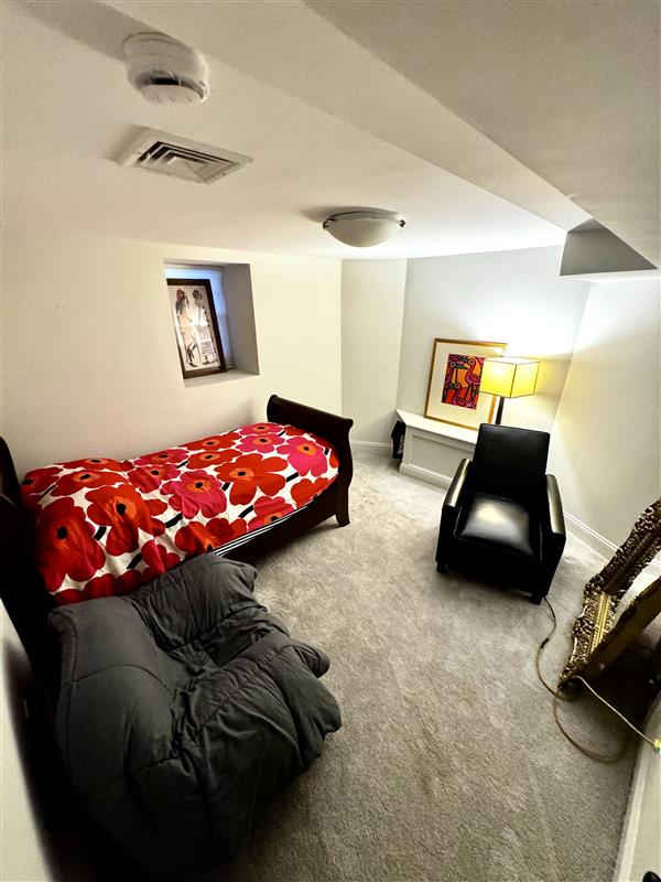 apartment picture