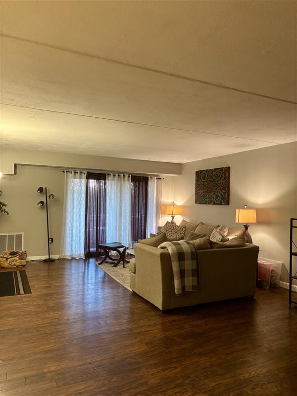apartment picture