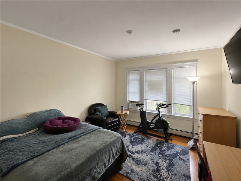 apartment picture