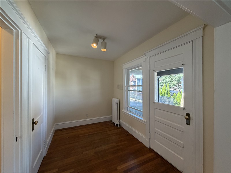 apartment picture