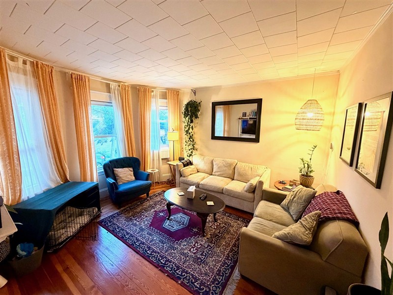 apartment picture