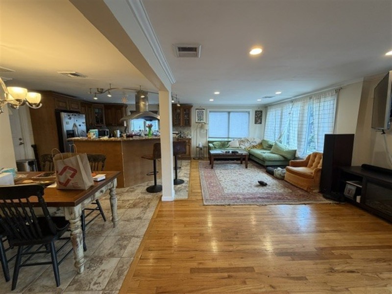 apartment picture