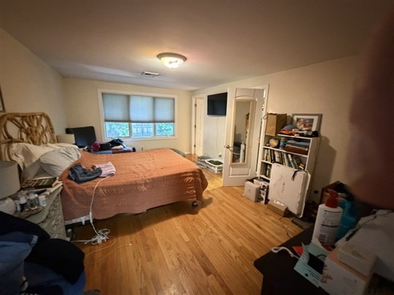 apartment picture