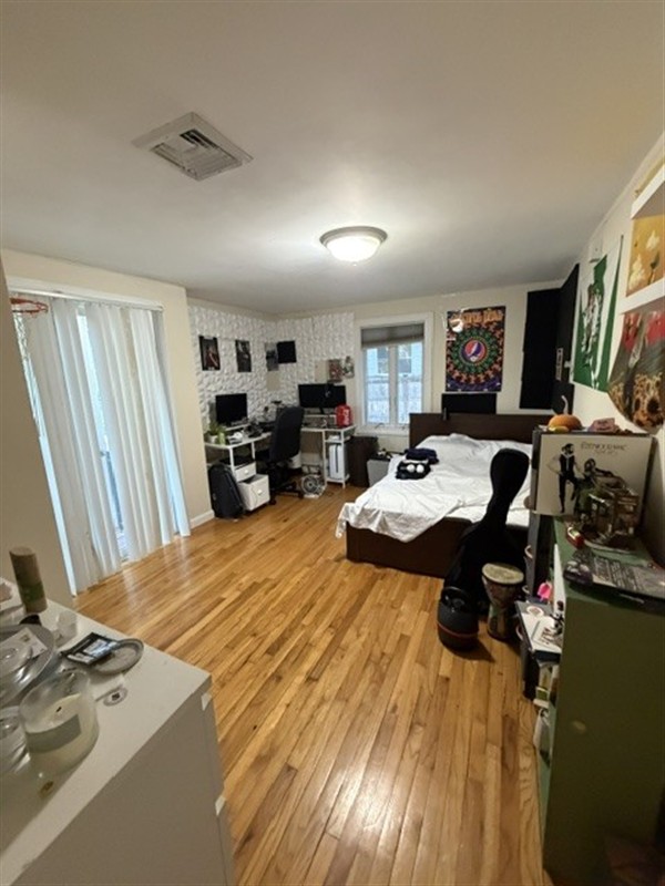apartment picture