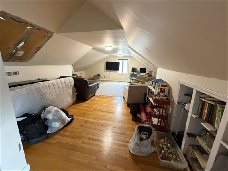 apartment picture