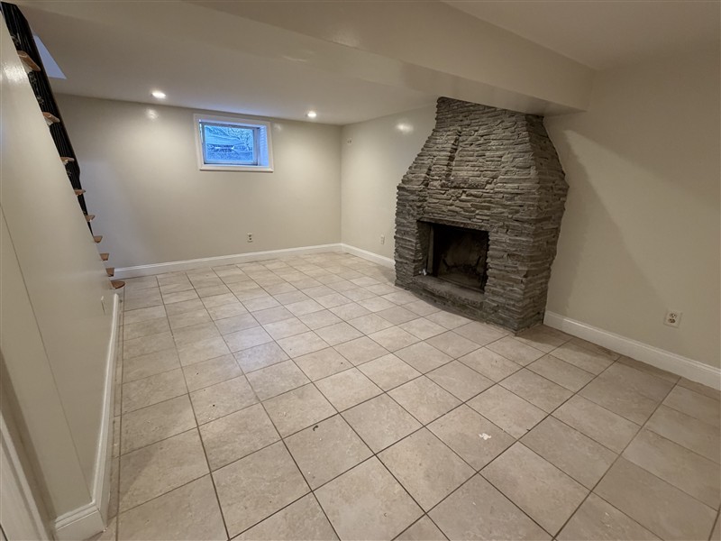 apartment picture
