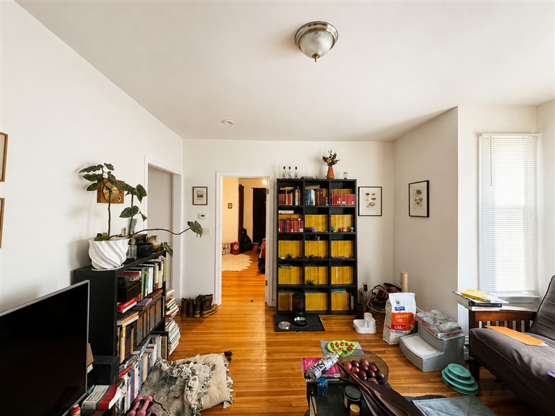 apartment picture