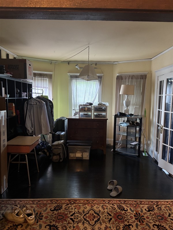 apartment picture