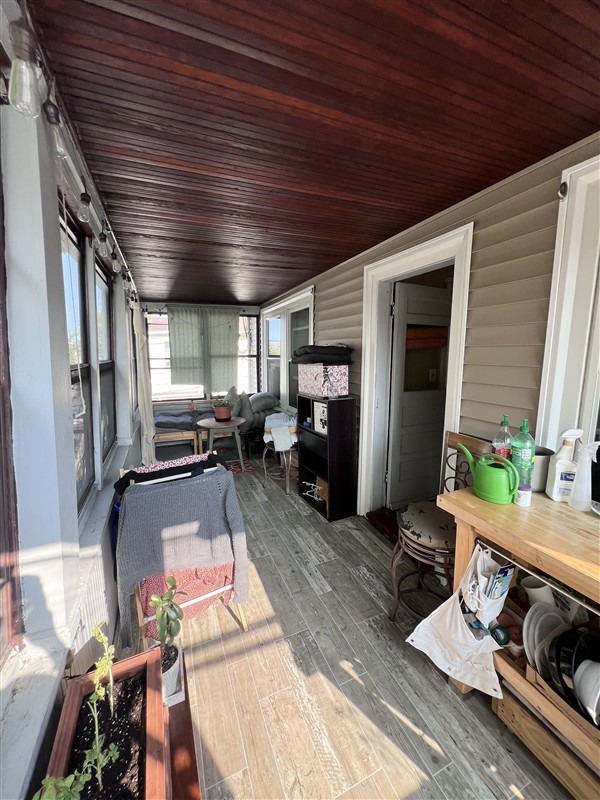 apartment picture