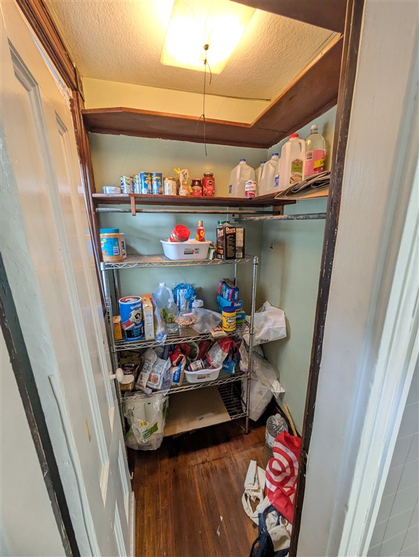 apartment picture