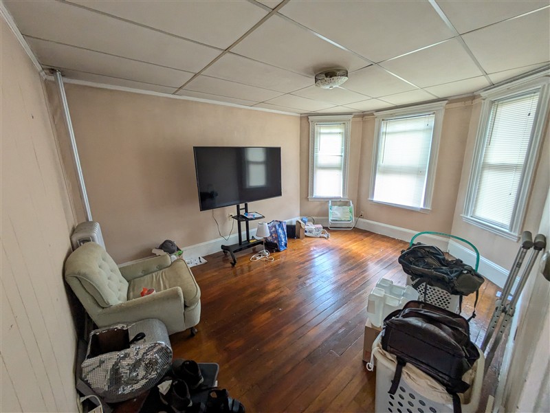 apartment picture