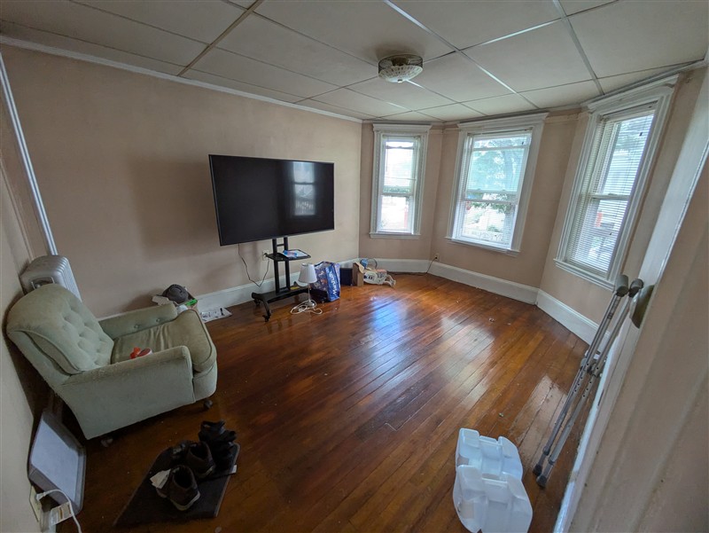 apartment picture