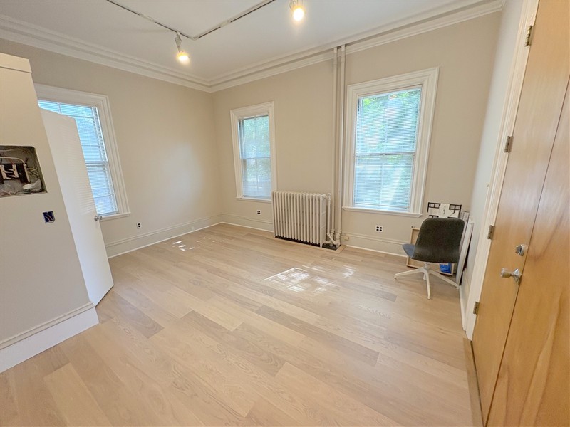 apartment picture