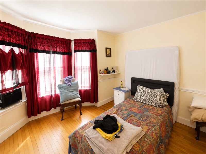 apartment picture