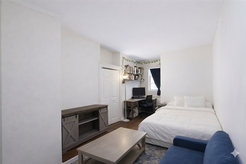 apartment picture