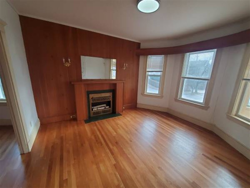 apartment picture