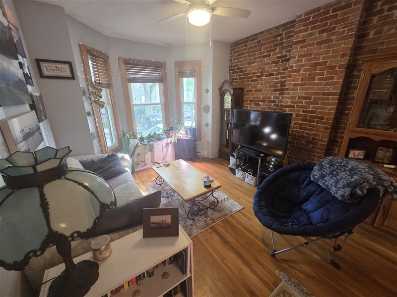 apartment picture