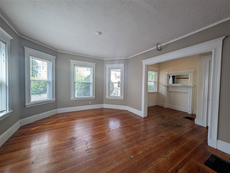 apartment picture
